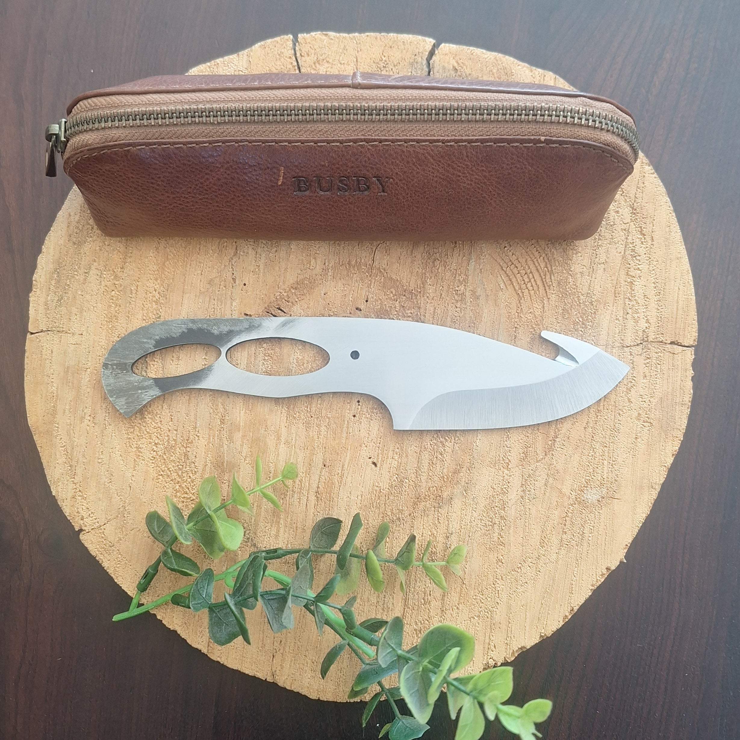 Outfitter Knife