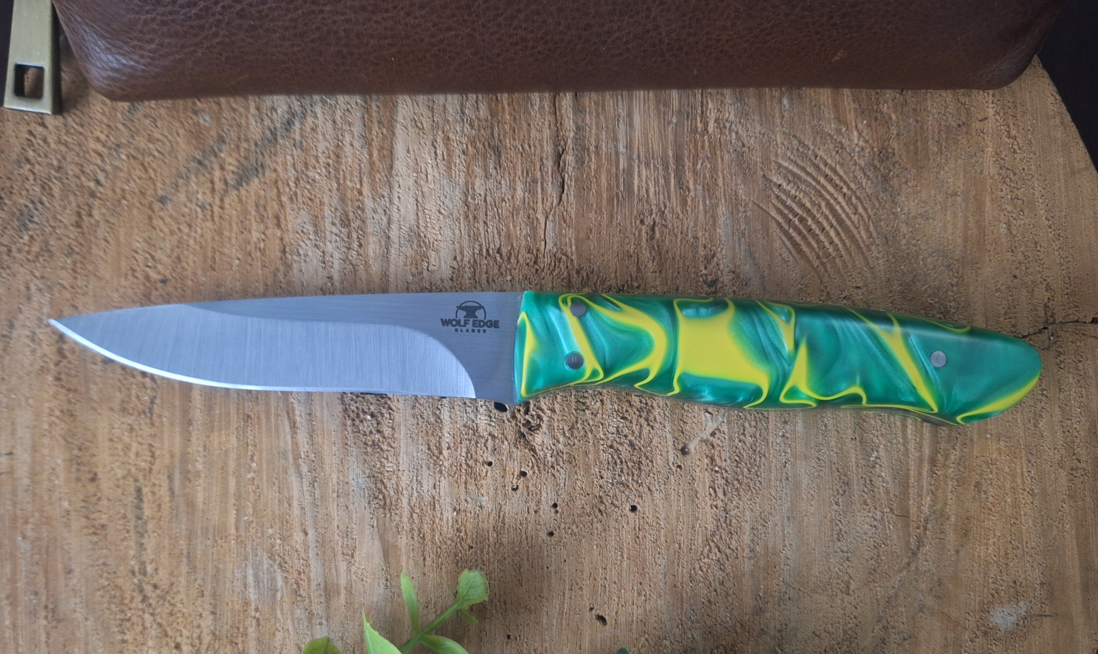 Kirinite Utility (Green & Gold)